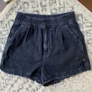 AMERICAN EAGLE BLACK BOYFRIEND JEAN SHORTS